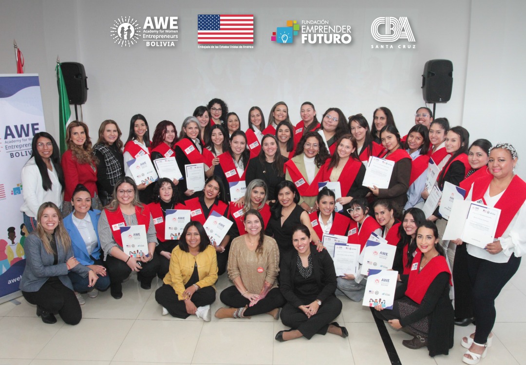 AWE Santa Cruz gradúa a su 3ra generación de mujeres emprendedoras; las ganadoras recibieron Bs 10.454 en capital semilla