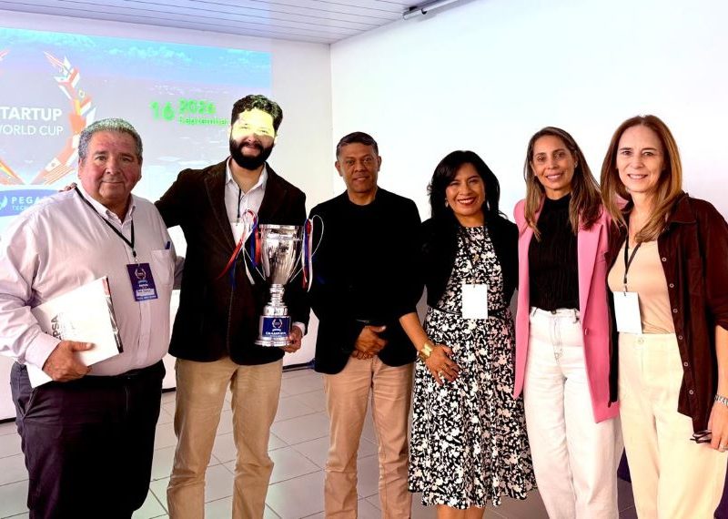 Emprender Futuro fue Jurado de la Startup World Cup Bolivia, fortaleciendo el ecosistema tecnológico
